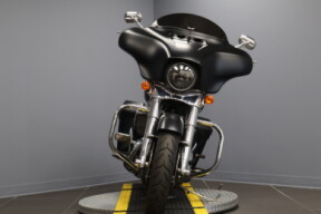 2020 Harley-Davidson® Street Glide® Special FLHXS thumb 2