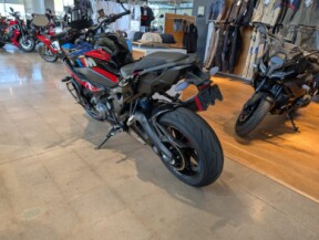 2024 BMW M 1000 XR thumb 0
