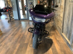 Harley-Davidson® Road Glide® 2026 FLTRX T30-26 Purple Abyss Black Trim thumb 2