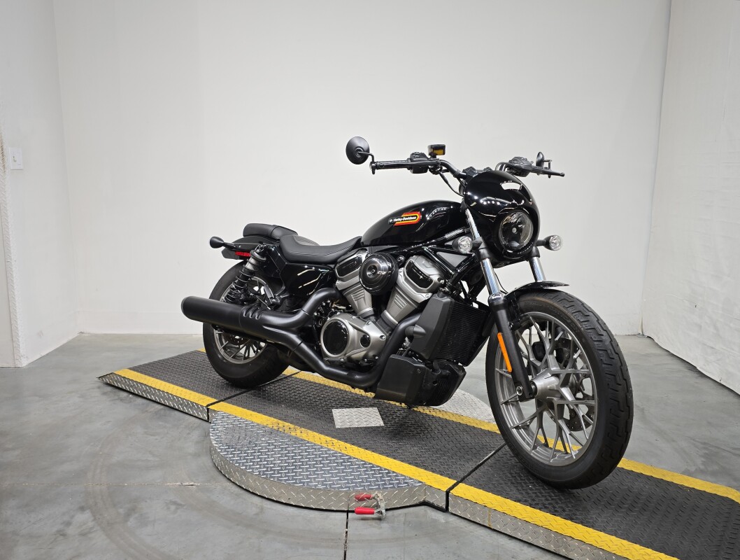 1998 Harley-Davidson® Sportster 883 Standard | Pre-owned 1998 Harley-Davidson® Sportster 883 Standard | Pre-owned