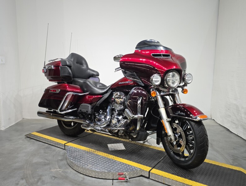 FLHTK 2014 Electra Glide® Ultra Limited