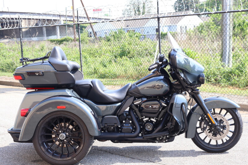 2025 Harley-Davidson® Tri Glide™ Ultra FLHTCUTG