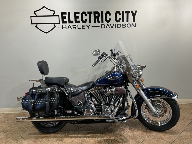 2012 Harley-Davidson® FLSTC103 Heritage Softail® Classic Big Blue Pearl
