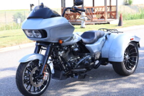 2024 Harley-Davidson® Road Glide® 3 FLTRT thumb 1