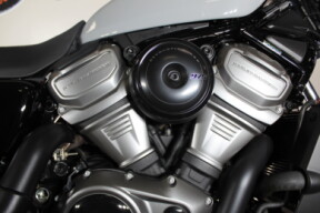 2024 Harley-Davidson® Nightster™ RH975 thumb 0