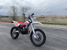 2022 Beta Xtrainer 2T 300 thumb 3