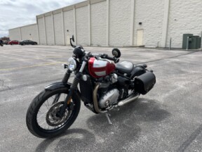 2018 Triumph Bonneville Bobber thumb 2