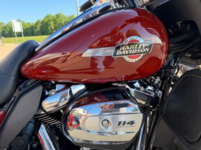 2024 Harley-Davidson® Tri Glide® Ultra Red Rock / Vivid Black thumb 0
