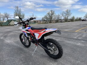 2022 Beta Xtrainer 2T 300 thumb 0