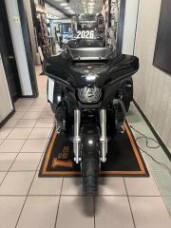2026 Harley-Davidson® Street Glide 3 Limited Midnight Ember Chrome Trim thumb 1