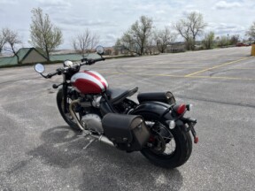 2018 Triumph Bonneville Bobber thumb 0