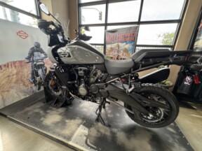 2026 Harley-Davidson® Pan America® 1250 Special Dark Billiard Gray Black Laced Wheels thumb 3