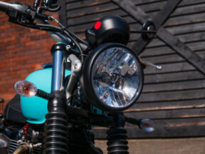 2025 Triumph Scrambler 900 thumb 2
