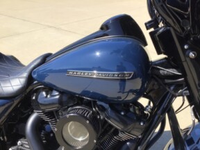 FLHXS 2019 Street Glide® Special thumb 3