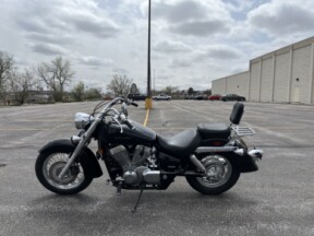 2006 Honda Shadow® Aero thumb 1