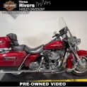 2006 Harley-Davidson® Road King® Two-Tone Fire Red Pearl and Vivid Black