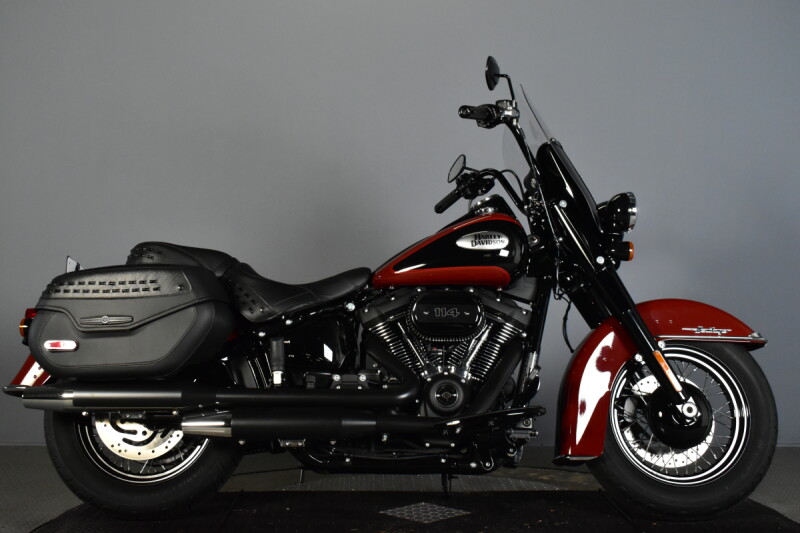 2024 Harley-Davidson® Heritage Classic FLHCS