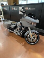 FLTRX 2026 Road Glide® thumb 3