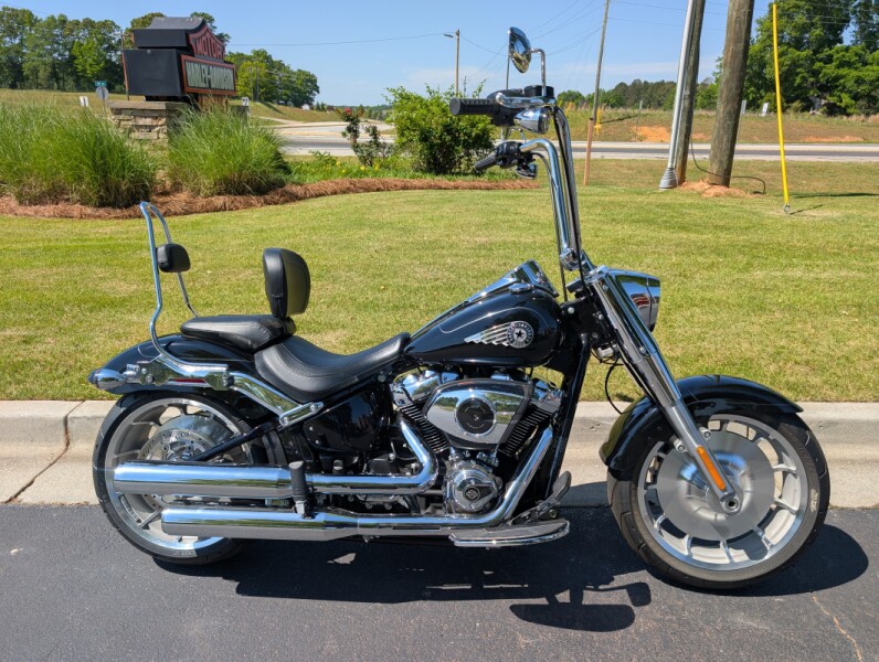 2025 Harley-Davidson® Fat Boy® Vivid Black