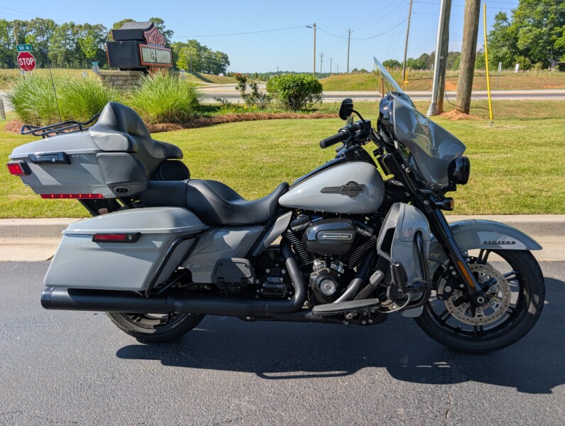 2024 Harley-Davidson® Ultra Limited Billiard Gray