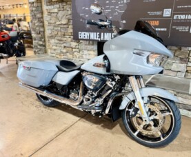2026 FLTRX - Road Glide Solo  thumb 3