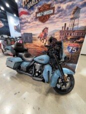 2024 Harley-Davidson® Ultra Limited Sharkskin Blue FLHTK thumb 0