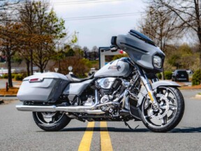 FLHX 2026 Street Glide® thumb 2