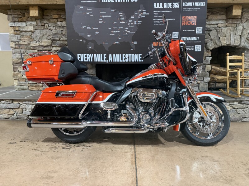 2012 FLHTCUSE7 - CVO ULTRA CLASSIC