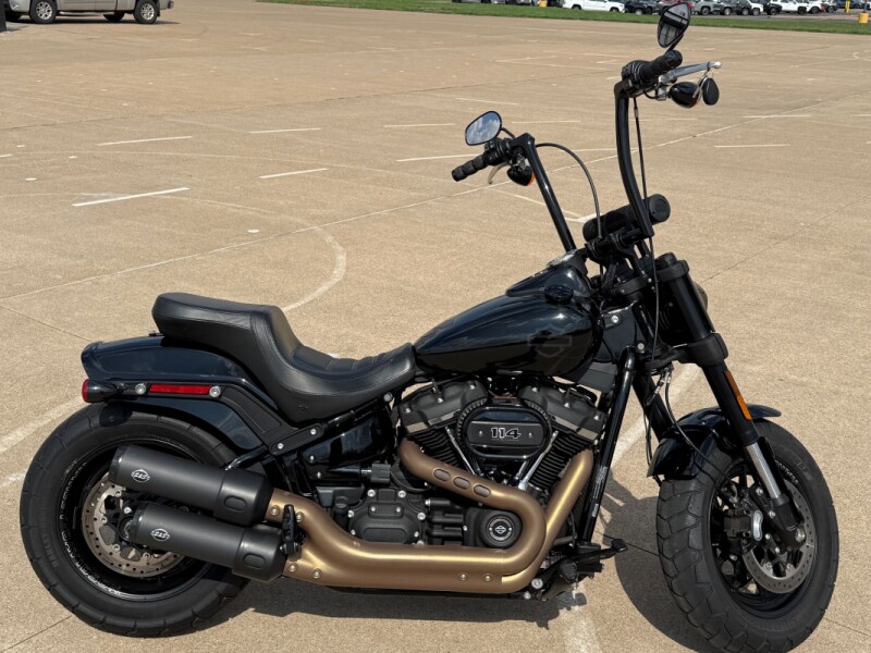 2020 Harley-Davidson® Fat Bob® 114 Vivid Black