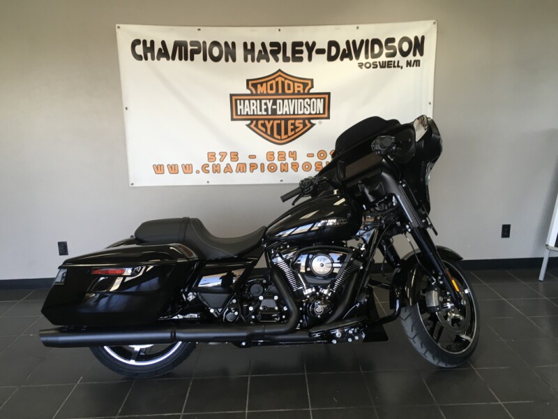 Street Glide®