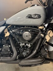 2026 Harley-Davidson® Road Glide® Dark Billiard Gray Black Trim thumb 1