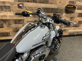 2026 Harley-Davidson® Breakout® Dark Billiard Gray Chrome Trim FXBR thumb 0