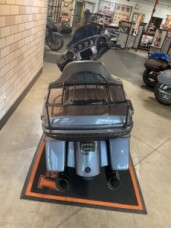 2020 Harley-Davidson® CVO™ Limited FLHTKSE thumb 2