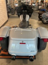 2024 Harley-Davidson® Road Glide 3 FLTRT thumb 2