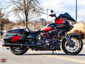 FLTRXSTSE 2025 CVO™ Road Glide™ ST thumb 1