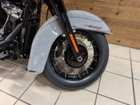 2026 Harley-Davidson® Heritage Classic Dark Billiard Gray Black Laced Wheels FLHC thumb 1