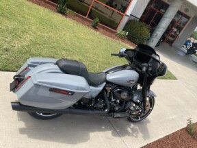 FLHX 2026 Street Glide® thumb 1