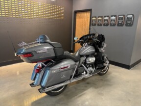 2022 Harley-Davidson® Ultra Limited Gauntlet Gray Metallic thumb 2