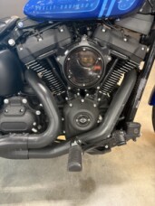 2024 Harley-Davidson® Street Bob® 114 Blue Burst thumb 1