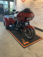2024 Harley-Davidson® Road Glide 3 FLTRT thumb 0