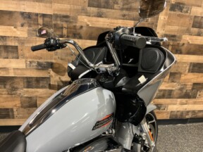 2026 Harley-Davidson® Road Glide® Dark Billiard Gray Chrome Trim FLTRX Solo thumb 0