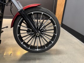 2025 Harley-Davidson® Breakout® Brilliant Red thumb 0