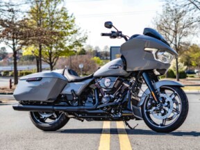 FLTRX 2025 Road Glide™ thumb 3