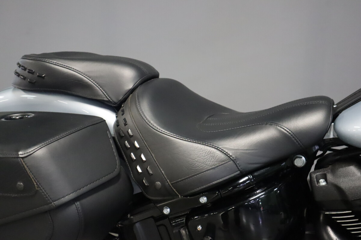 2024 Harley-Davidson® Heritage Classic FLHCS, photo 9