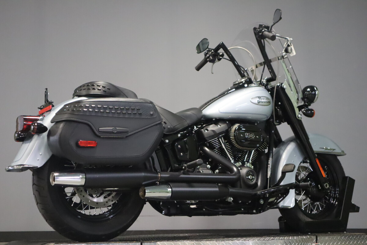 2024 Harley-Davidson® Heritage Classic FLHCS, photo 8