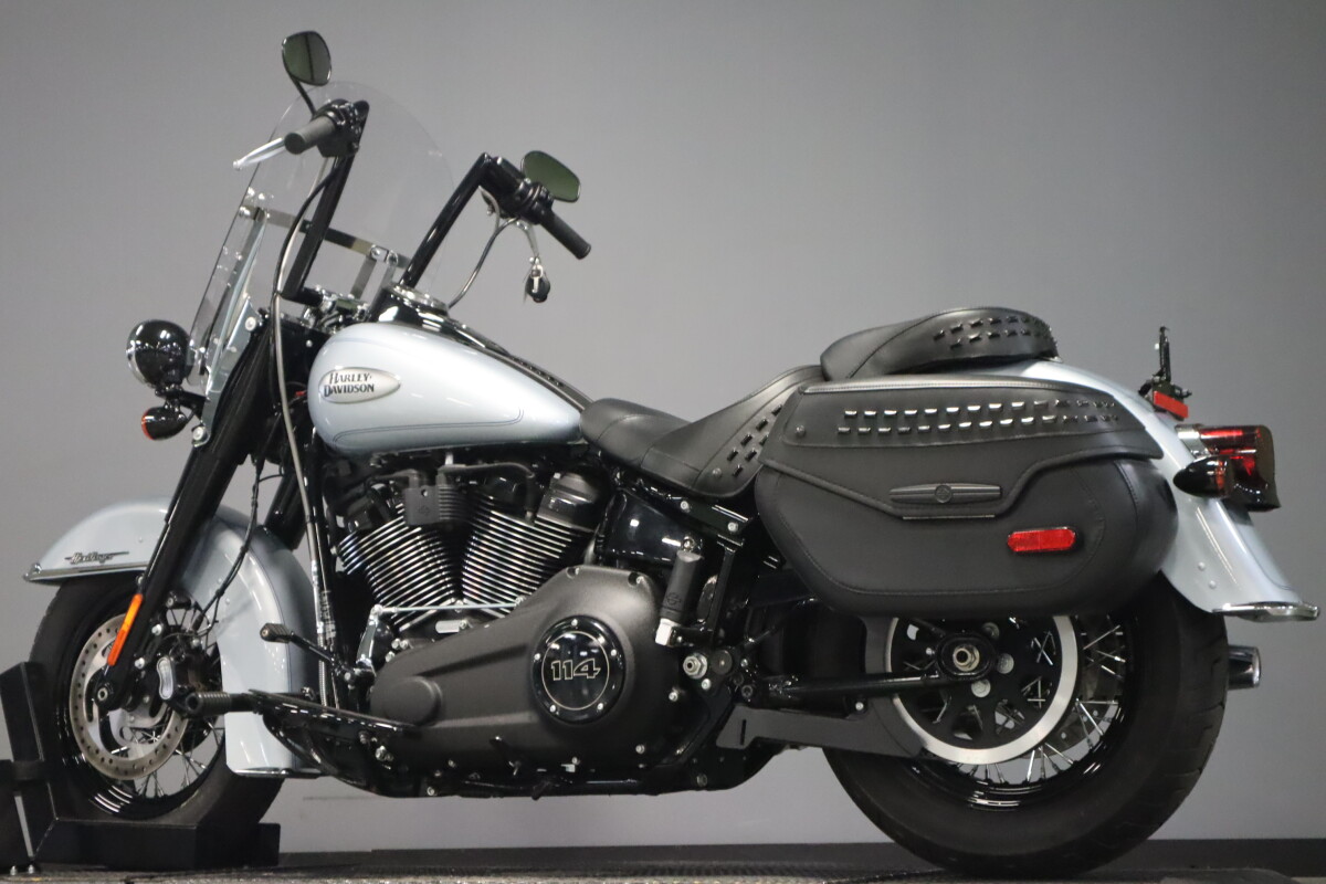 2024 Harley-Davidson® Heritage Classic FLHCS, photo 6