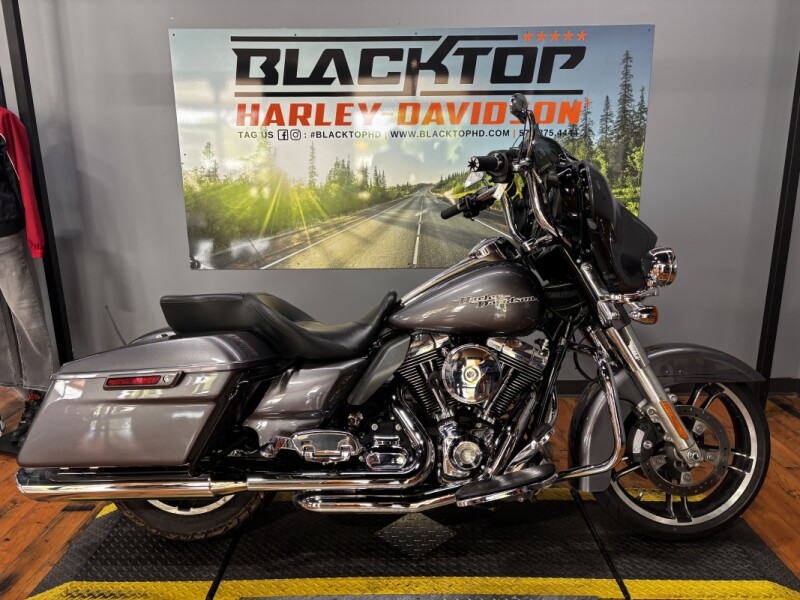 2015 Harley-Davidson® Street Glide® Special CHARCOAL PEARL W/ PINSTRIPE