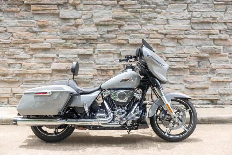 2024 Harley-Davidson® Street Glide® FLHX