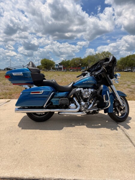 2014 Harley-Davidson® Electra Glide® Ultra Limited FLHTK 