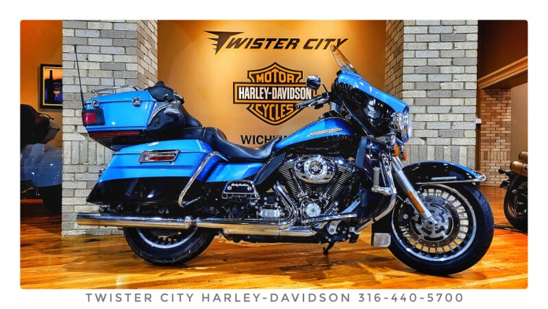2011 Harley-Davidson® Electra Glide® Ultra Limited, FLHTK